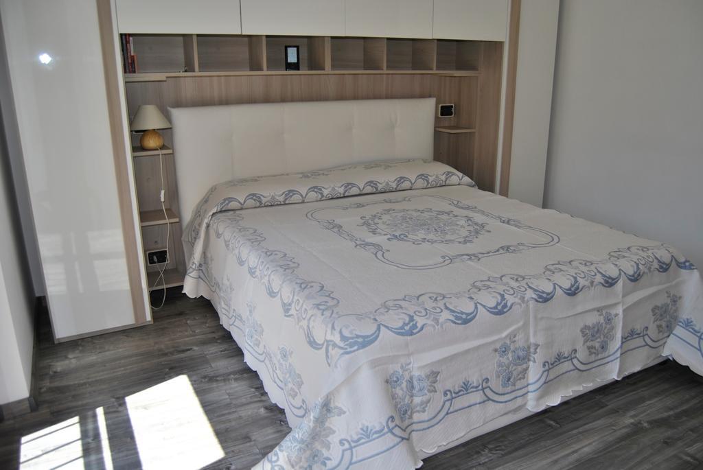Rhomeholidays Φιουμιτσίνο Εξωτερικό φωτογραφία