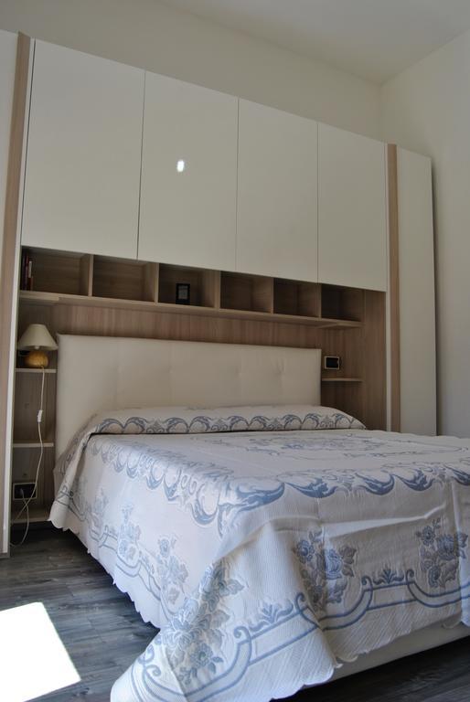 Rhomeholidays Φιουμιτσίνο Εξωτερικό φωτογραφία